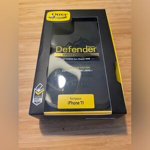 Otterbox defender case iPhone 11